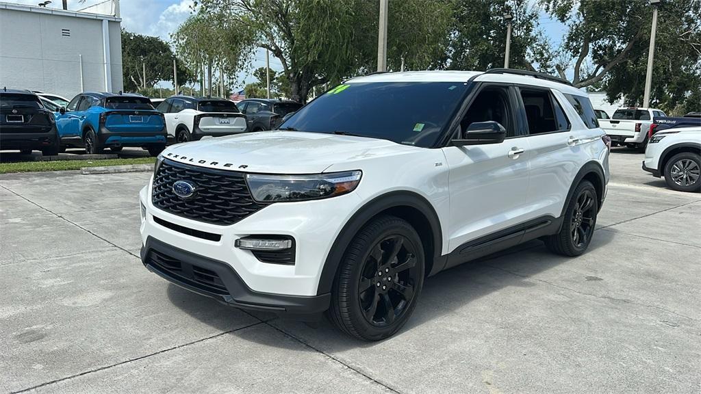 used 2024 Ford Explorer car, priced at $38,538