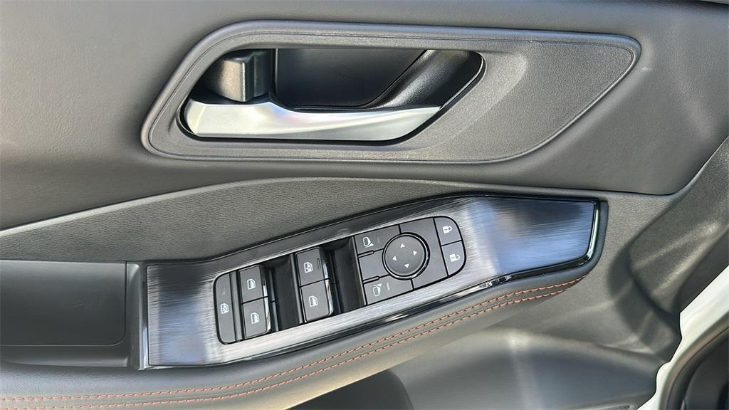 used 2025 Nissan Rogue car, priced at $31,500
