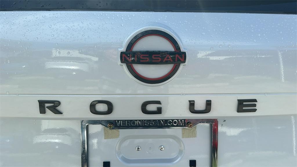 used 2025 Nissan Rogue car, priced at $31,500