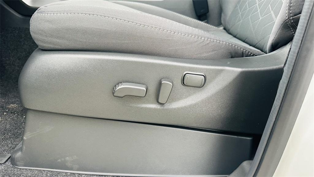 new 2025 Nissan Frontier car, priced at $33,903