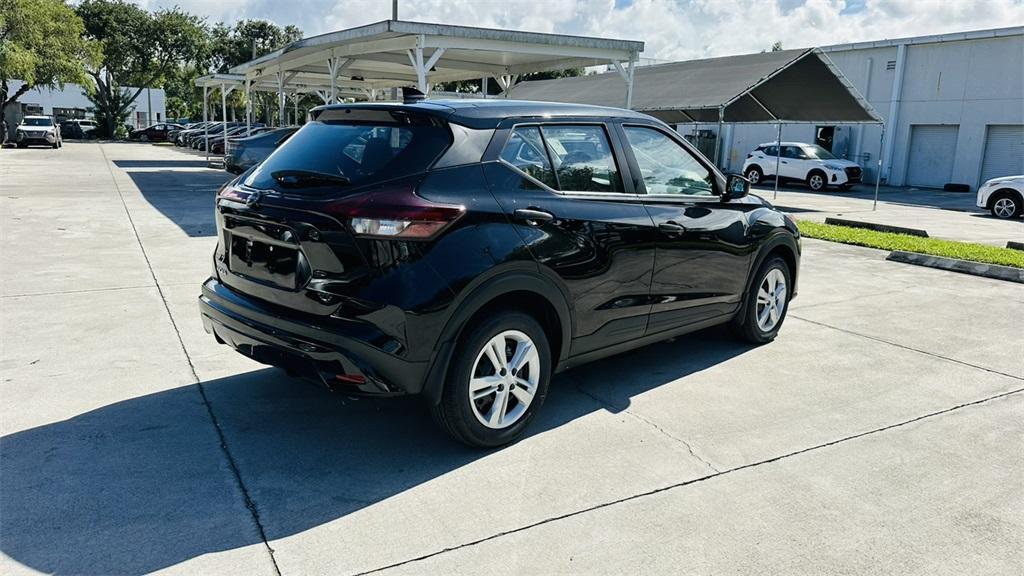 new 2025 Nissan Kicks car, priced at $23,179