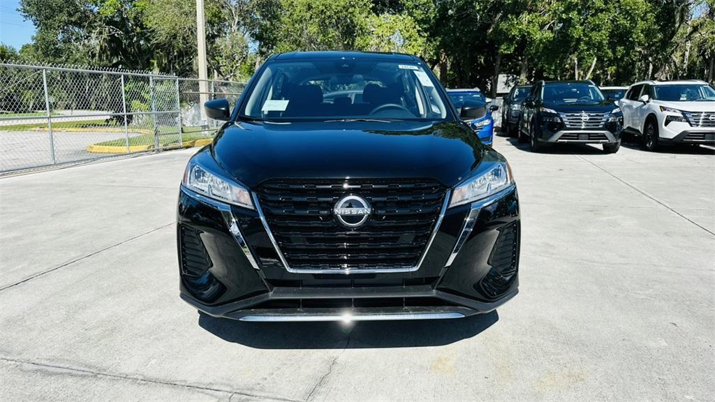 new 2025 Nissan Kicks car, priced at $23,179