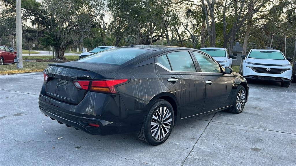 used 2023 Nissan Altima car, priced at $18,185