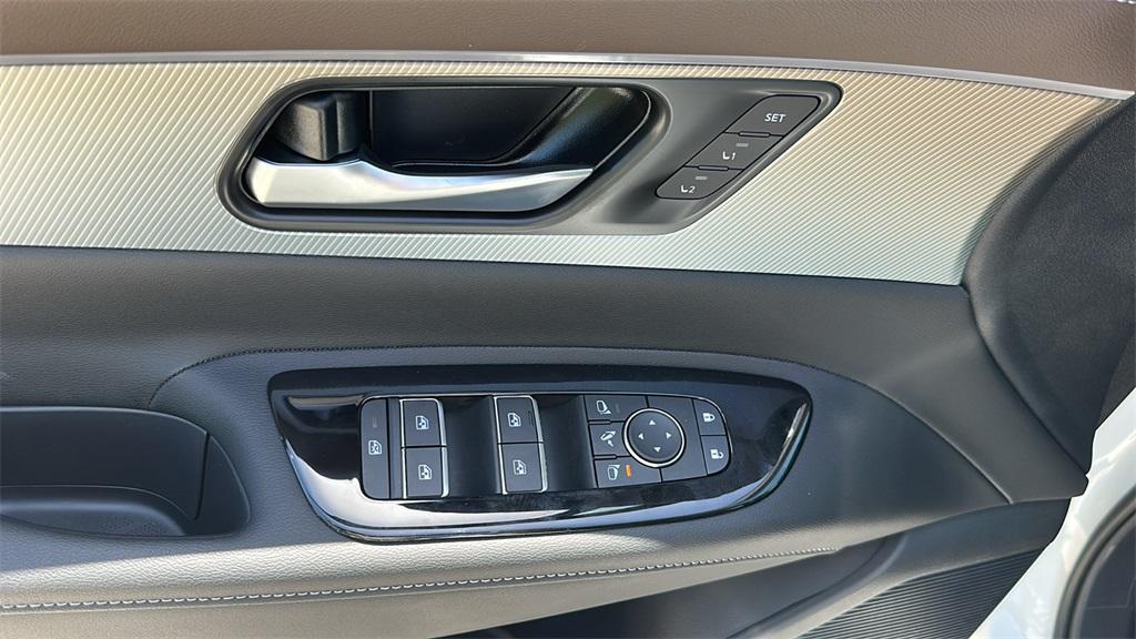 new 2025 Nissan Murano car, priced at $51,218