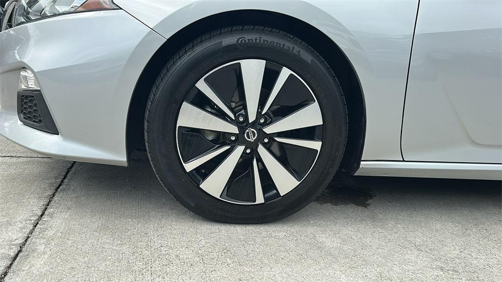 used 2022 Nissan Altima car, priced at $15,995