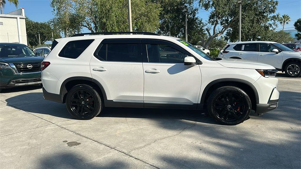 used 2023 Honda Pilot car, priced at $42,988