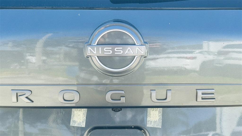 new 2025 Nissan Rogue car, priced at $29,601