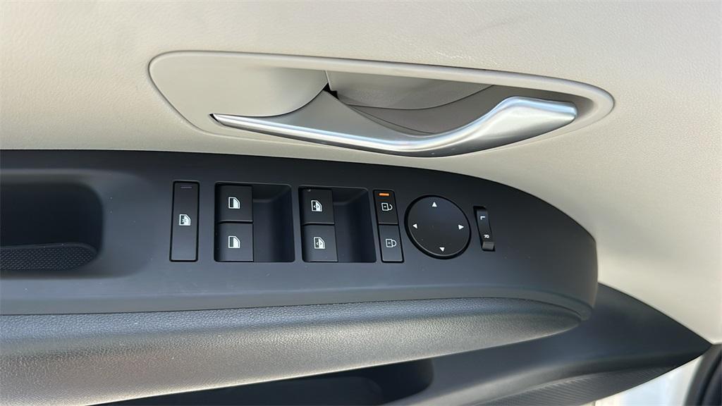 used 2025 Hyundai Tucson car, priced at $28,895