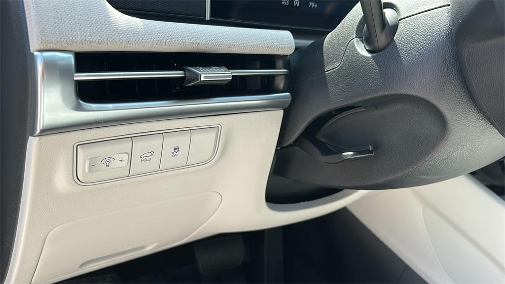 used 2025 Hyundai Tucson car, priced at $28,895