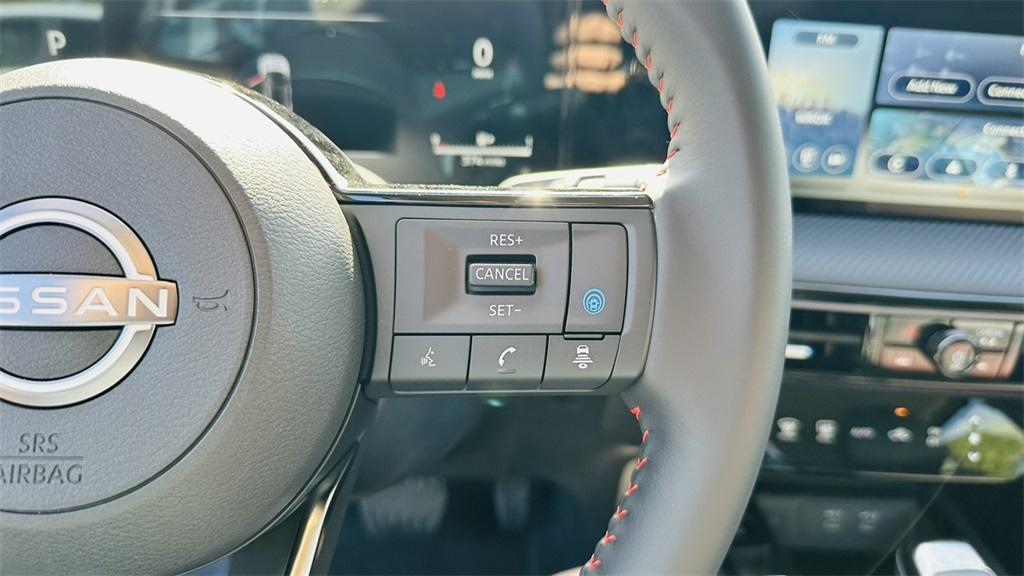 new 2025 Nissan Kicks car, priced at $29,294