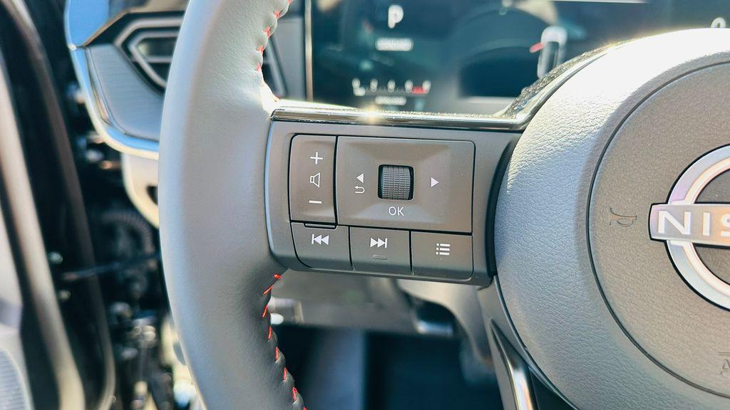 new 2025 Nissan Kicks car, priced at $27,094