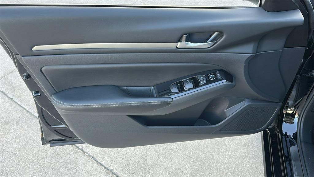 used 2024 Nissan Altima car, priced at $27,500