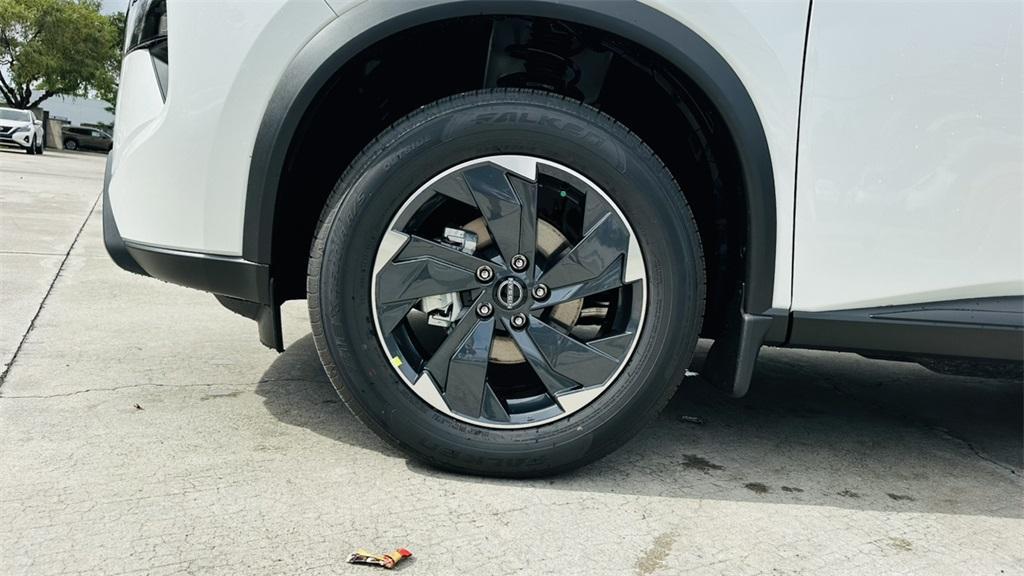 new 2025 Nissan Rogue car, priced at $32,312