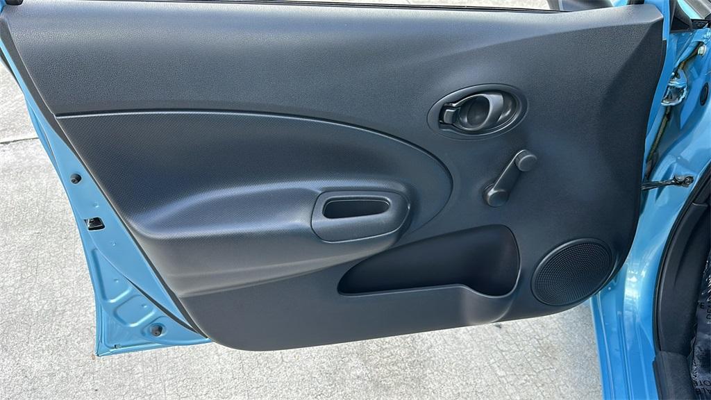 used 2015 Nissan Versa Note car, priced at $9,488
