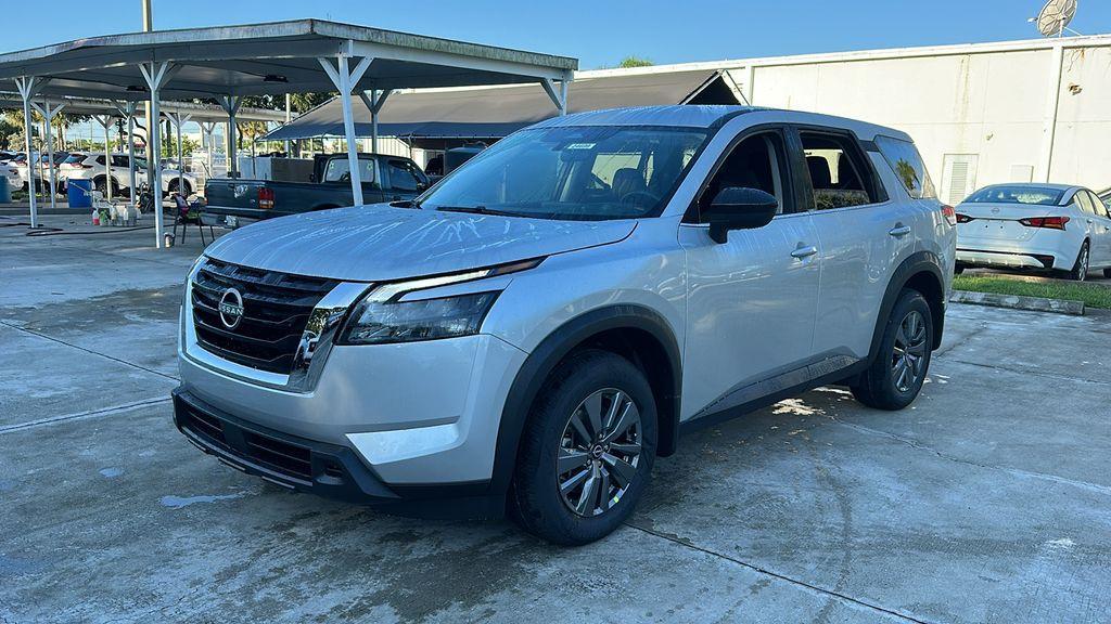 new 2024 Nissan Pathfinder car, priced at $30,043