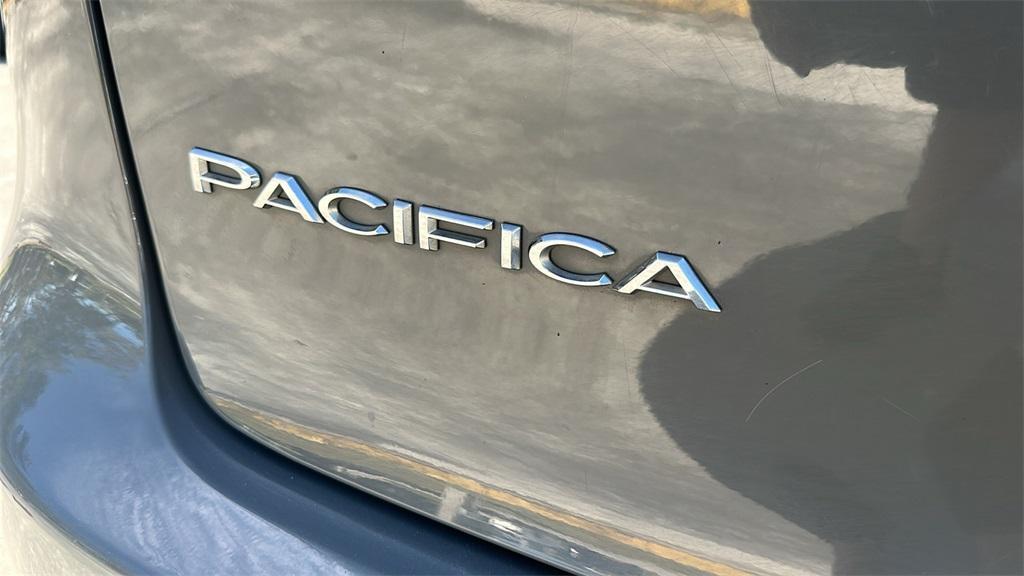 used 2022 Chrysler Pacifica car, priced at $20,000