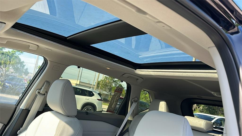 new 2025 Nissan Rogue car, priced at $40,356