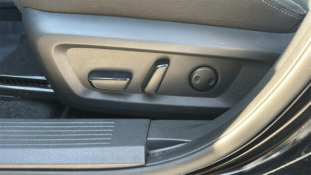 used 2022 Nissan Rogue car, priced at $20,488