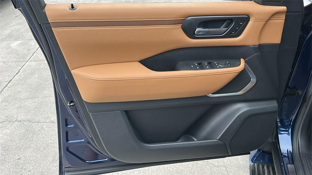new 2025 Nissan Armada car, priced at $78,793