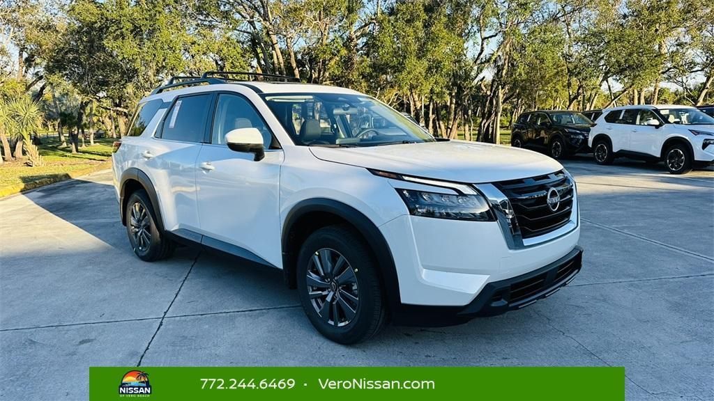 new 2025 Nissan Pathfinder car, priced at $36,925