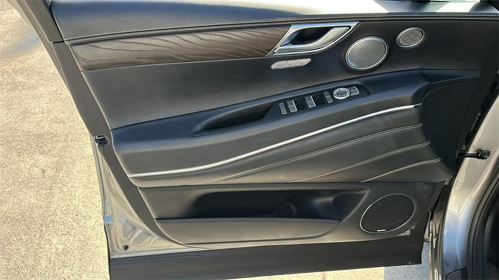 used 2022 Genesis GV80 car, priced at $46,298
