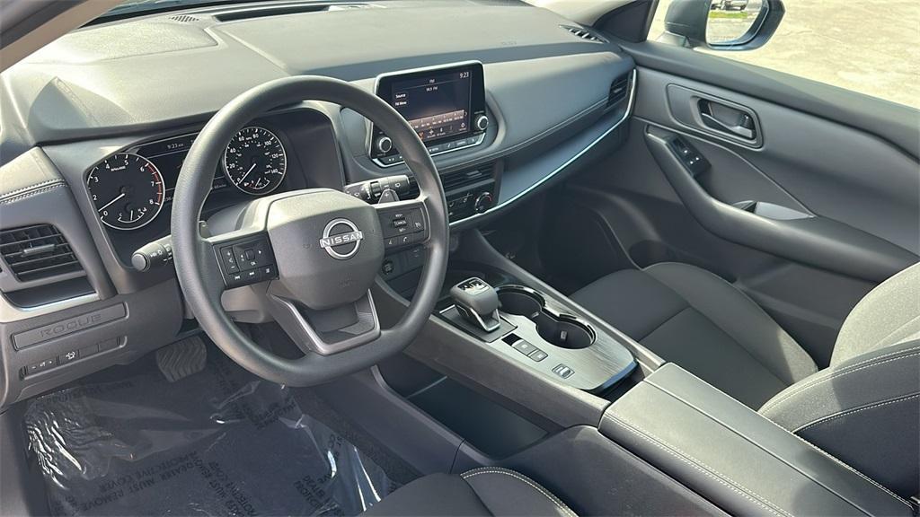 used 2025 Nissan Rogue car, priced at $26,900