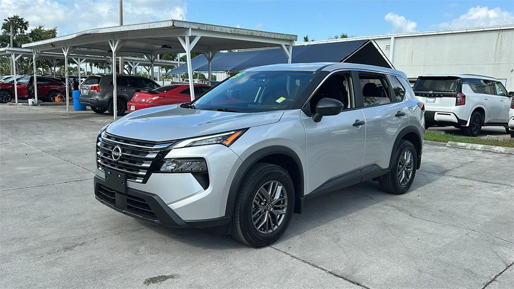 used 2025 Nissan Rogue car, priced at $26,900