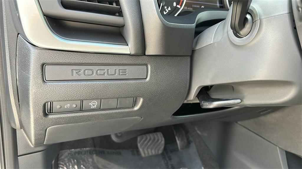 used 2025 Nissan Rogue car, priced at $26,900