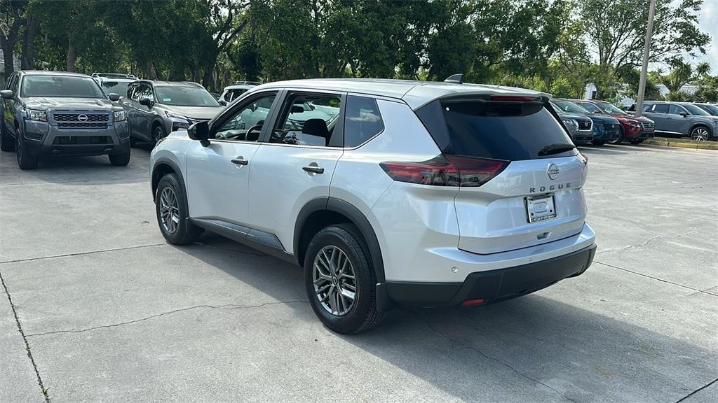 used 2025 Nissan Rogue car, priced at $26,900