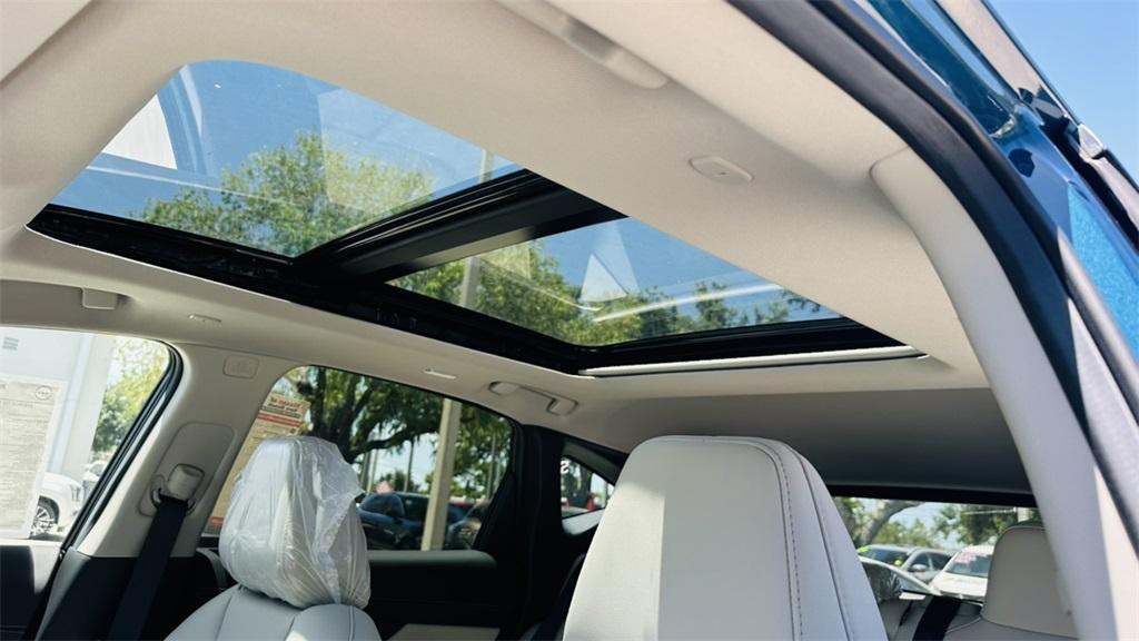 new 2025 Nissan Murano car, priced at $47,175