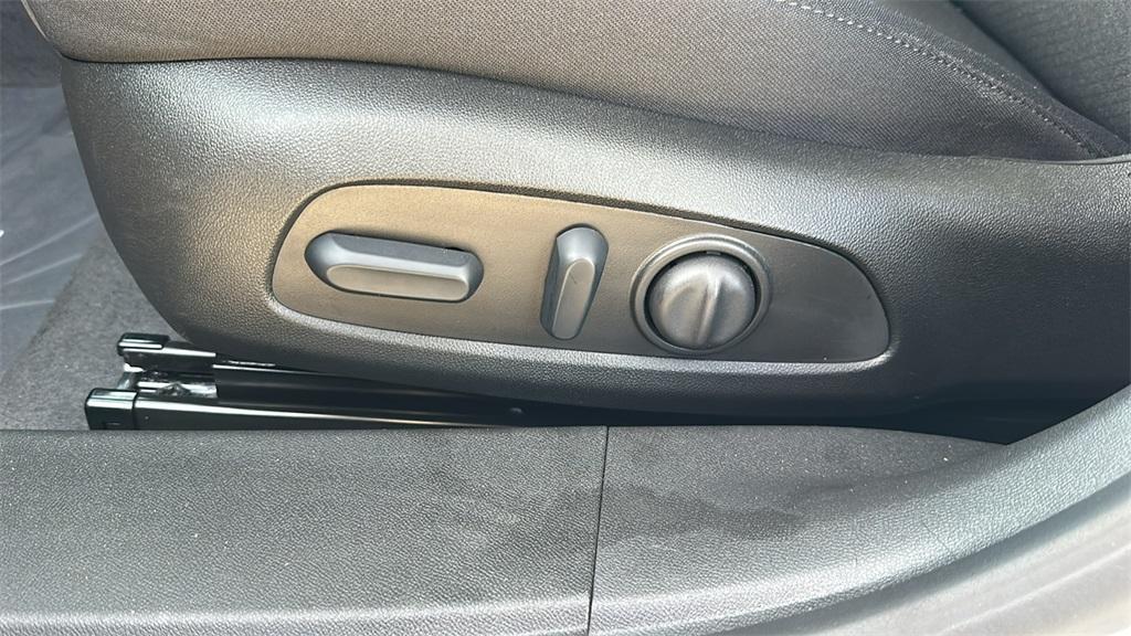 used 2023 Chevrolet Malibu car, priced at $20,895