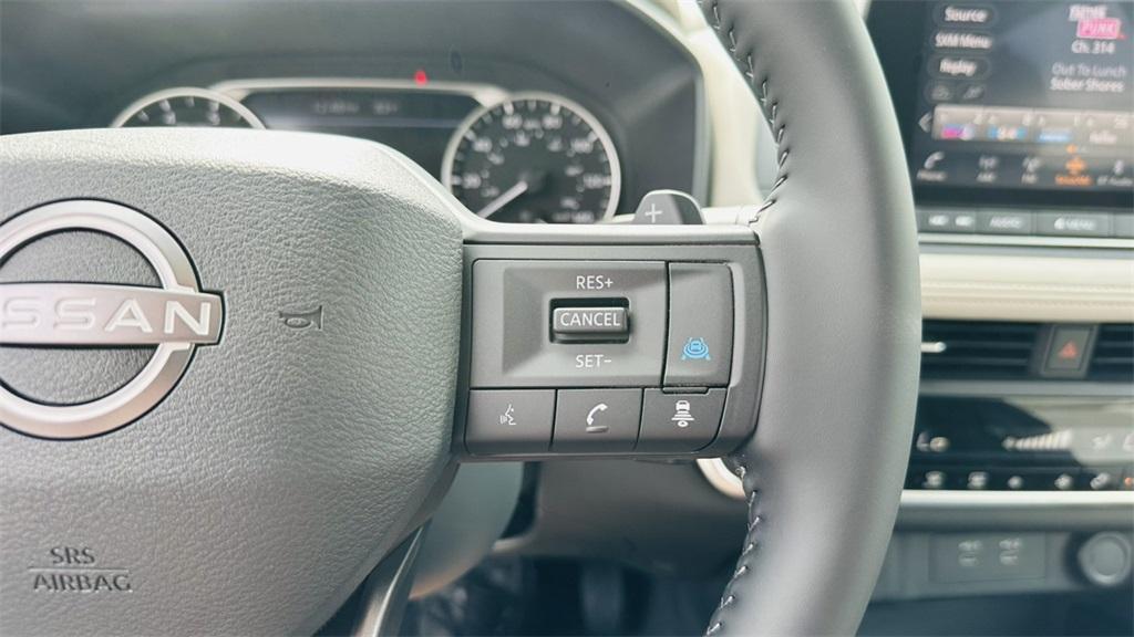 new 2025 Nissan Rogue car, priced at $31,062