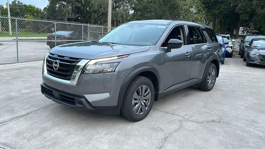 new 2024 Nissan Pathfinder car, priced at $30,043