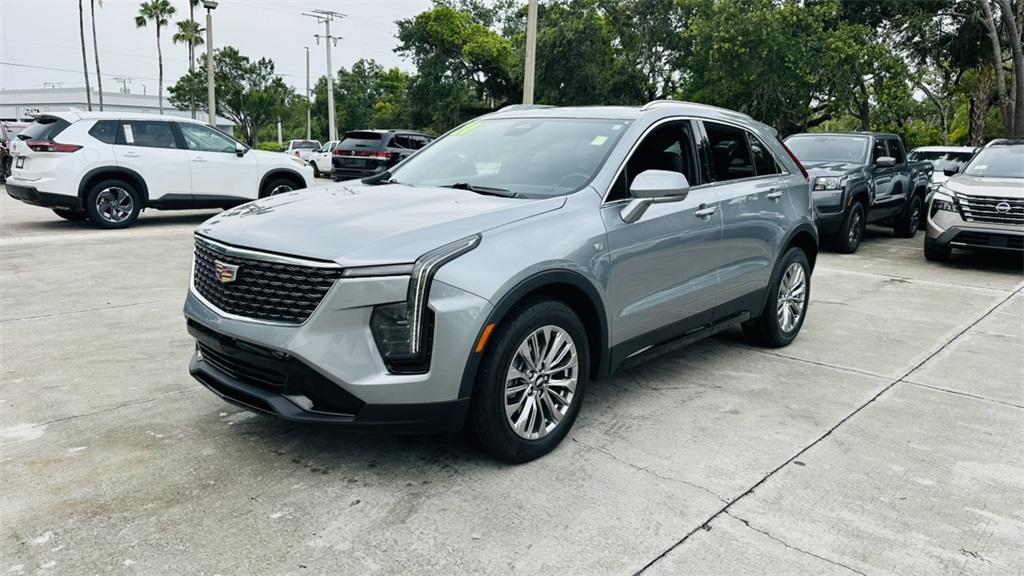 used 2024 Cadillac XT4 car, priced at $33,112