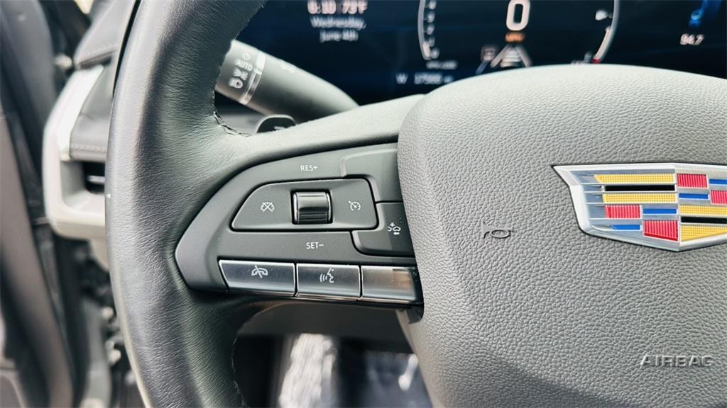 used 2024 Cadillac XT4 car, priced at $33,112