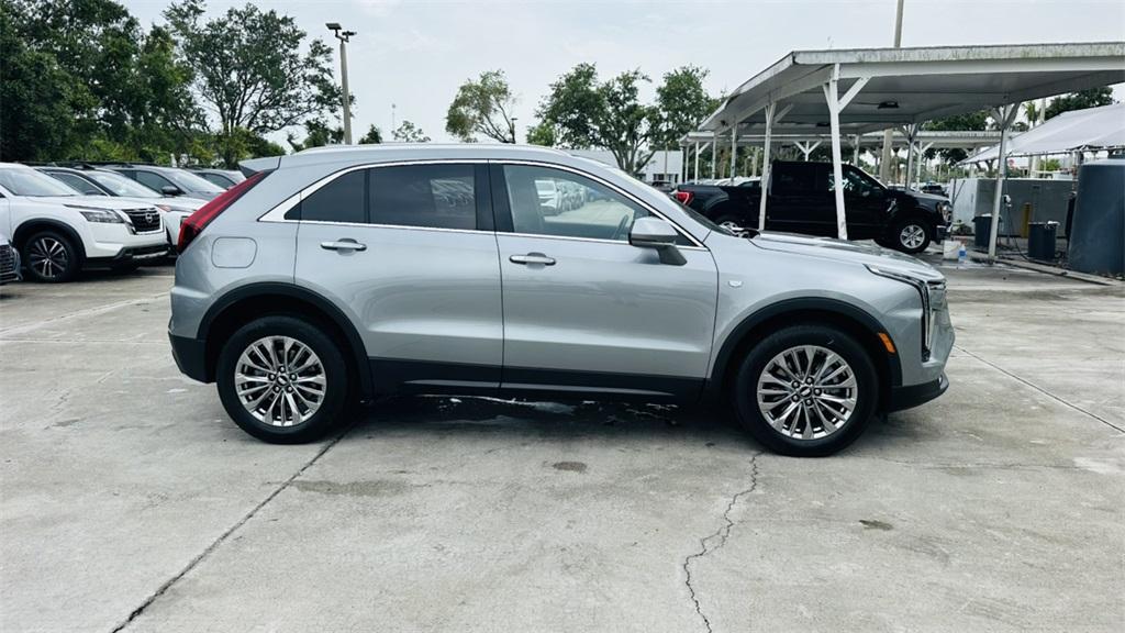 used 2024 Cadillac XT4 car, priced at $33,112