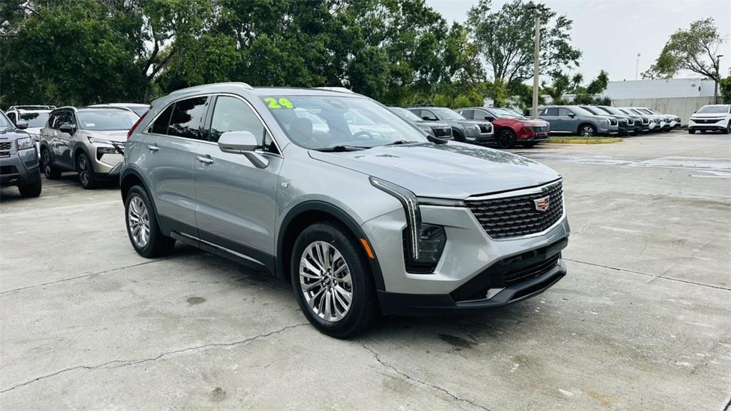 used 2024 Cadillac XT4 car, priced at $33,112