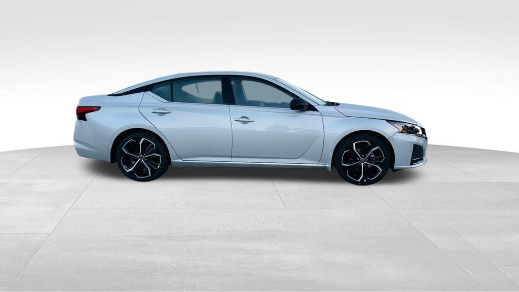 new 2025 Nissan Altima car, priced at $28,289