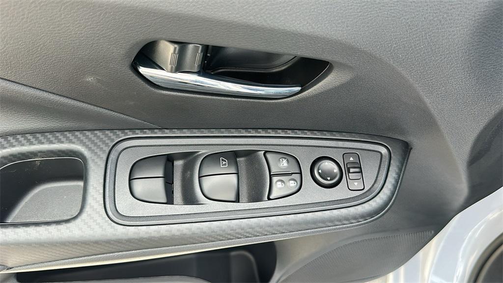 new 2025 Nissan Versa car, priced at $22,683