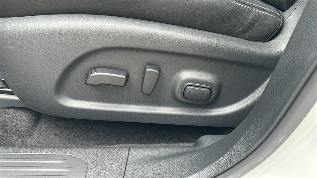used 2024 Nissan Murano car, priced at $32,487