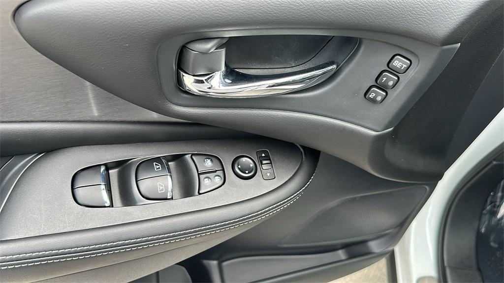 used 2024 Nissan Murano car, priced at $32,487