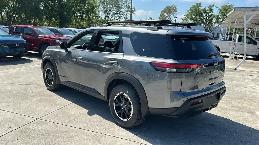 new 2025 Nissan Pathfinder car, priced at $43,519