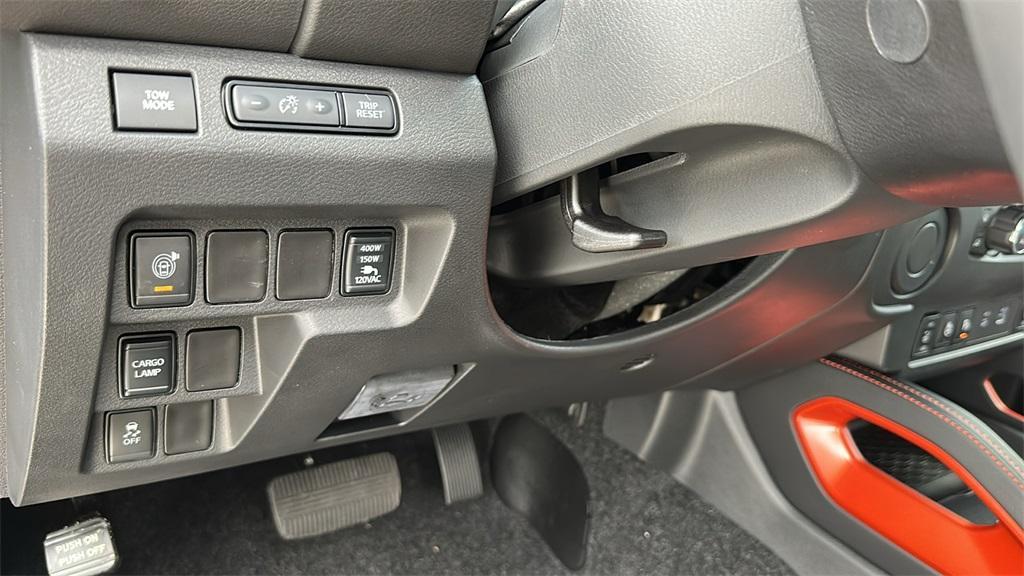 new 2026 Nissan Frontier car, priced at $39,354