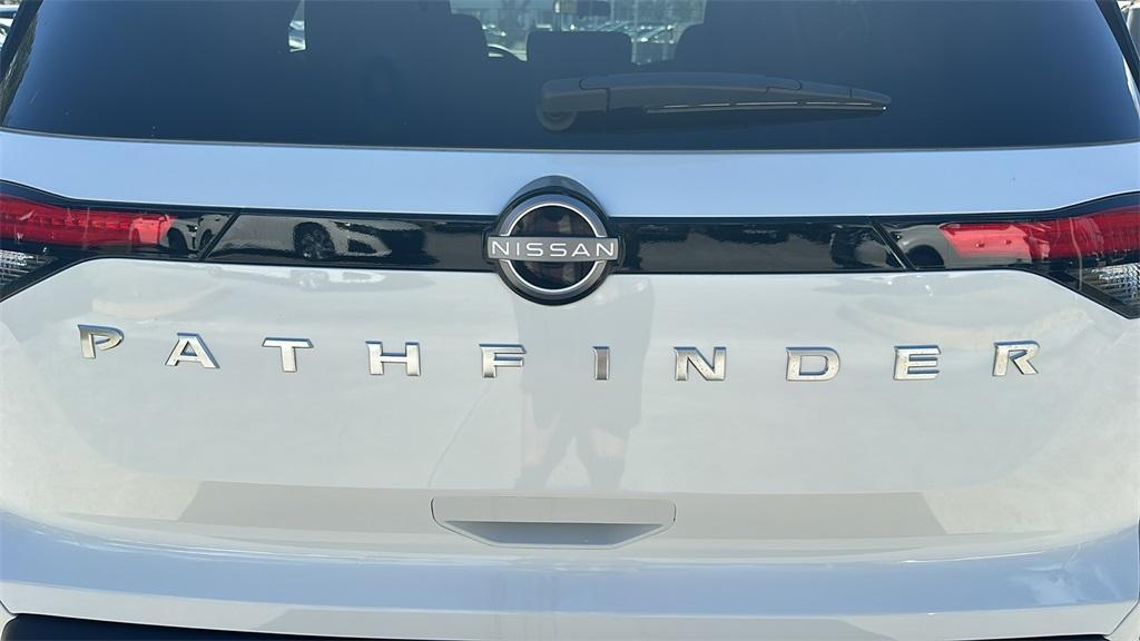 new 2024 Nissan Pathfinder car, priced at $29,562