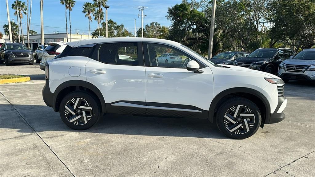 new 2025 Nissan Kicks car, priced at $25,474