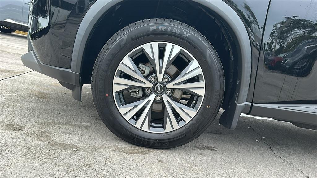 used 2022 Nissan Rogue car, priced at $21,400