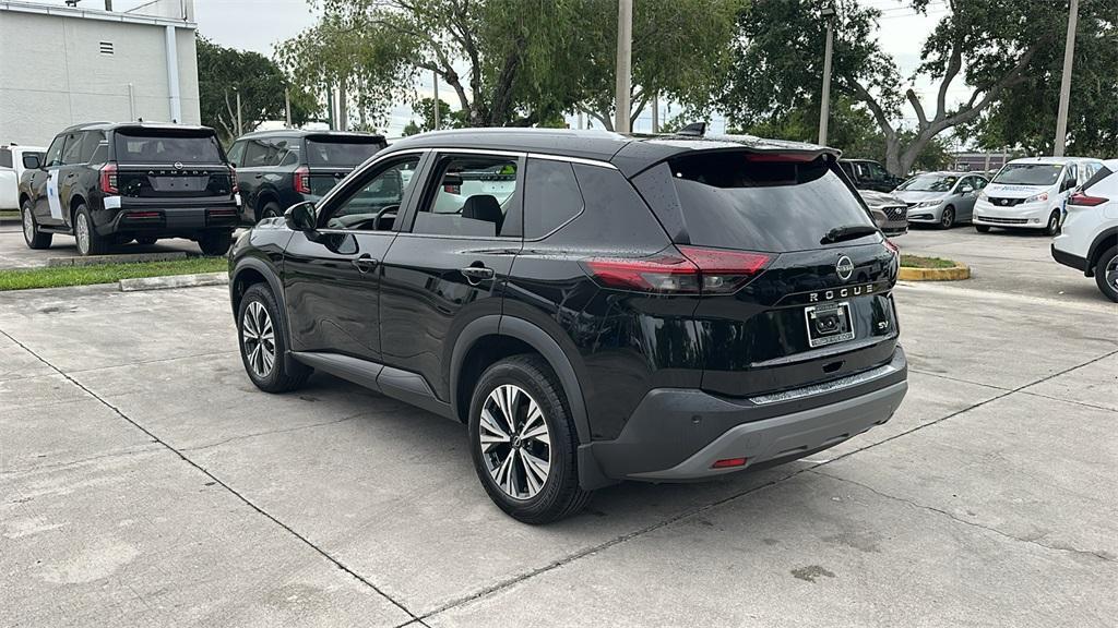 used 2022 Nissan Rogue car, priced at $21,400