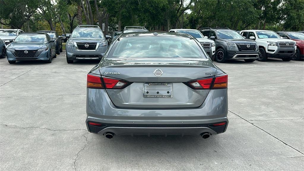 used 2022 Nissan Altima car, priced at $19,999