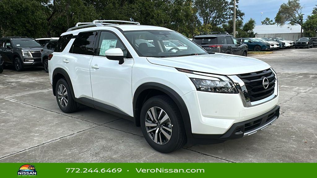 new 2025 Nissan Pathfinder car, priced at $36,327