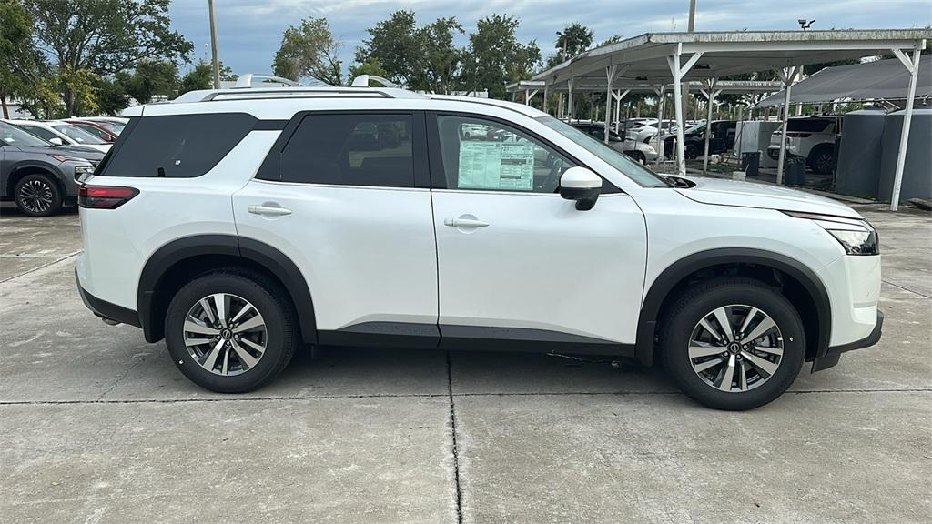 new 2025 Nissan Pathfinder car, priced at $36,327